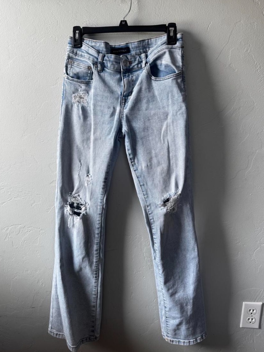 Aeropostale Light Blue Distressed Straight Leg Jeans